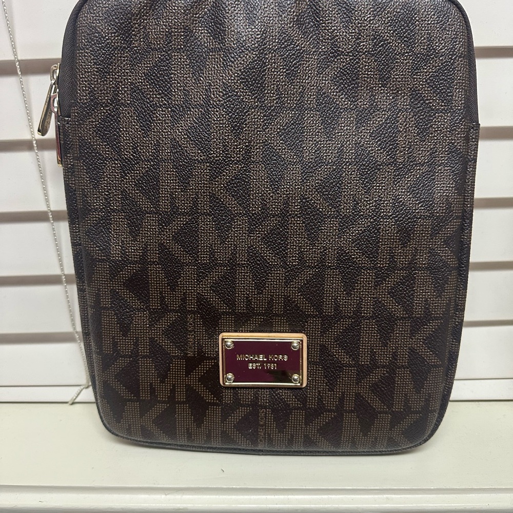 Michael Kors IPad case 10.5 x 8.5